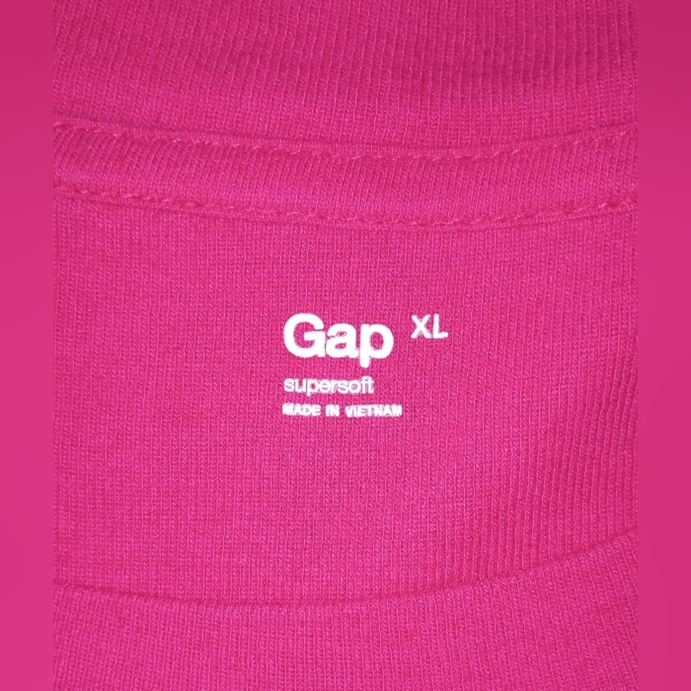GAP Supersoft Fuchsia Long Sleeve, Size XL - Picture 2 of 3